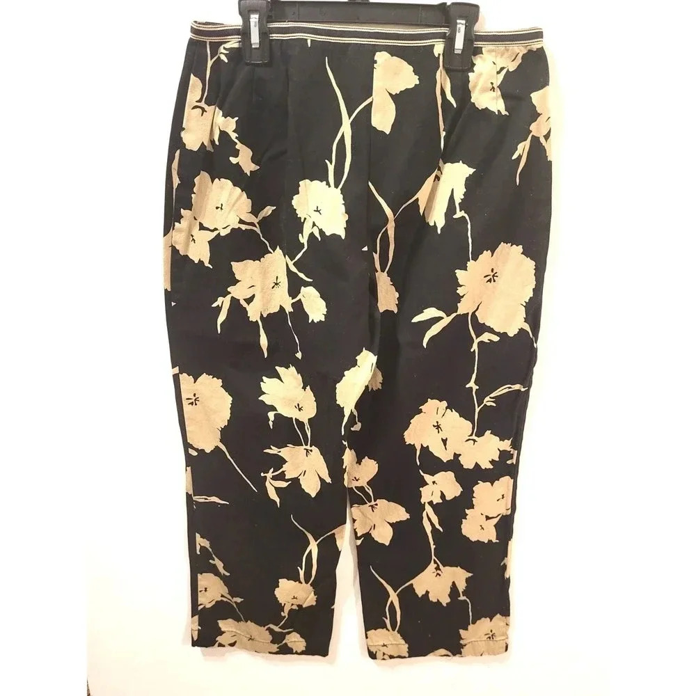 Ann Taylor The loft Floral Capri Pants